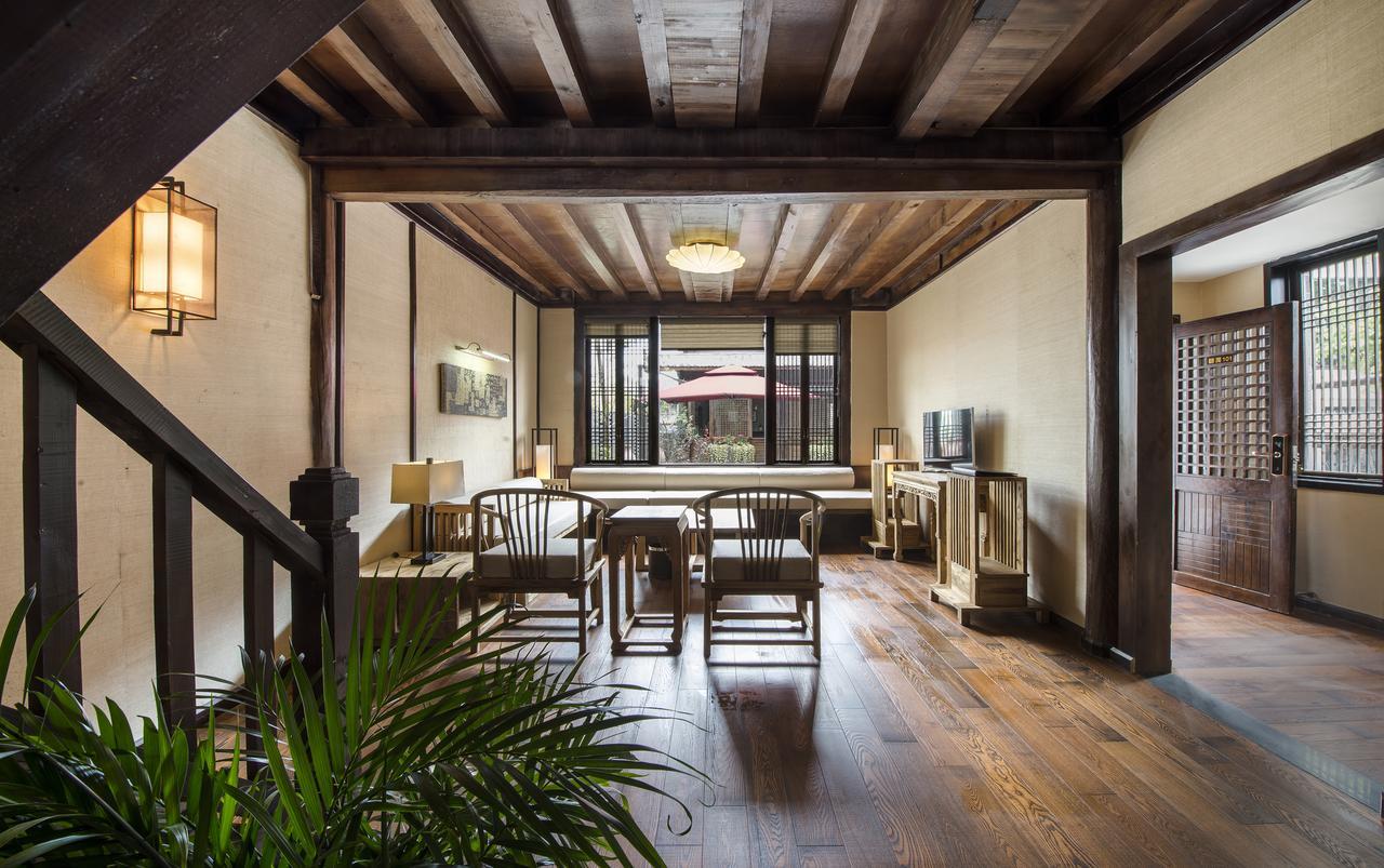 Lijiang Cheriton Hotel Bagian luar foto