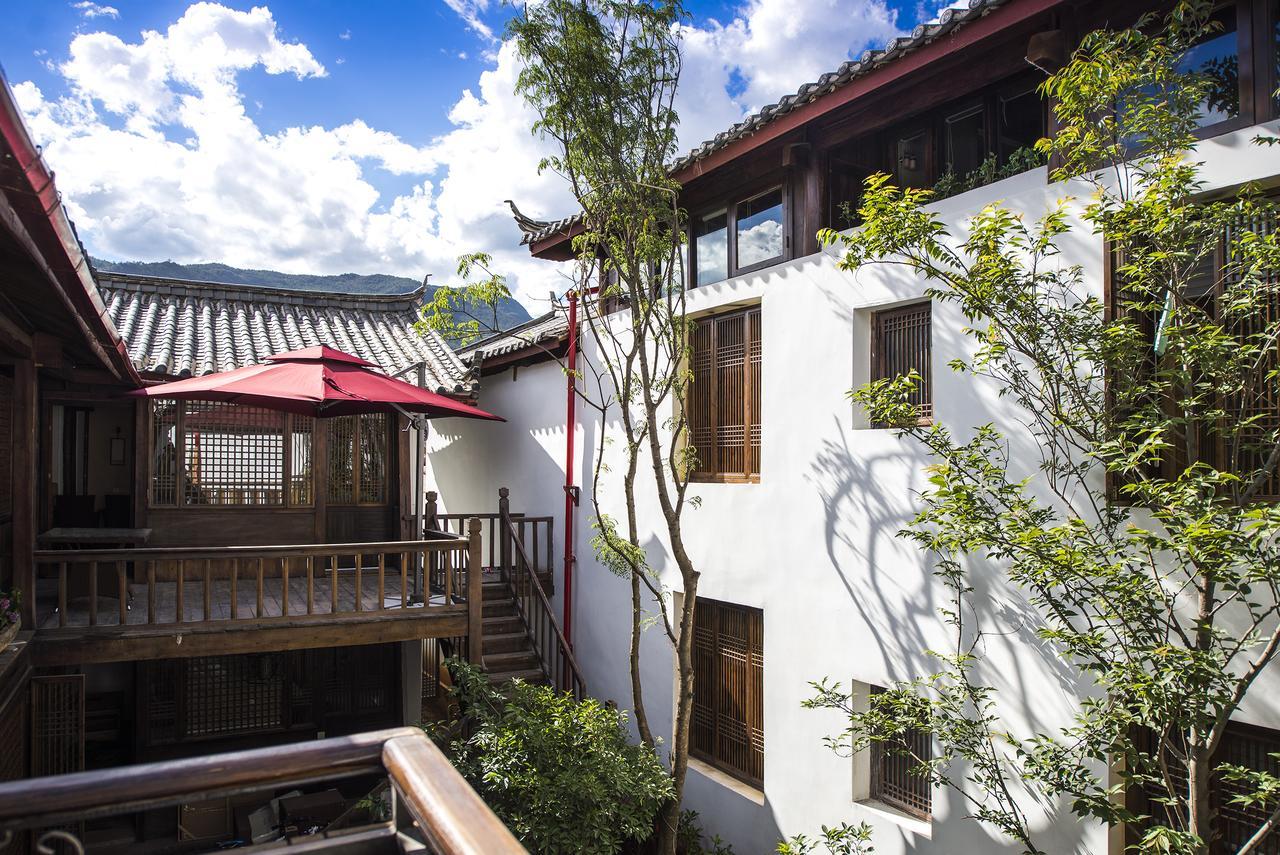 Lijiang Cheriton Hotel Bagian luar foto