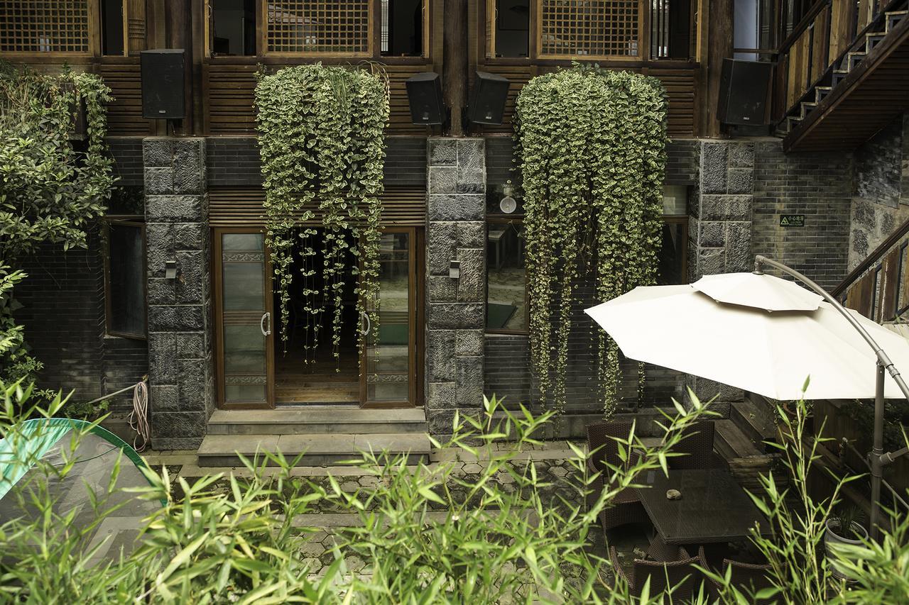 Lijiang Cheriton Hotel Bagian luar foto