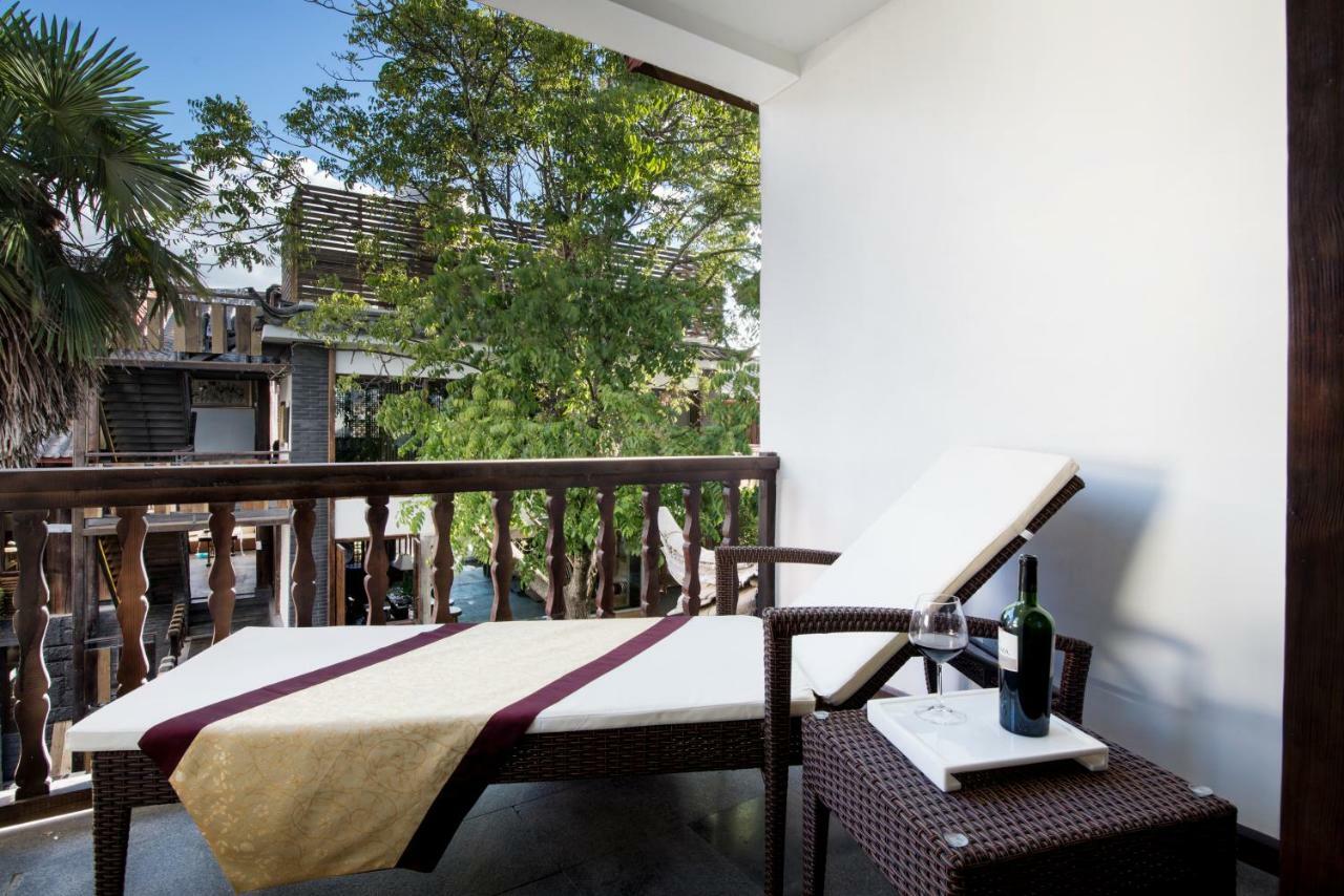 Lijiang Cheriton Hotel Bagian luar foto
