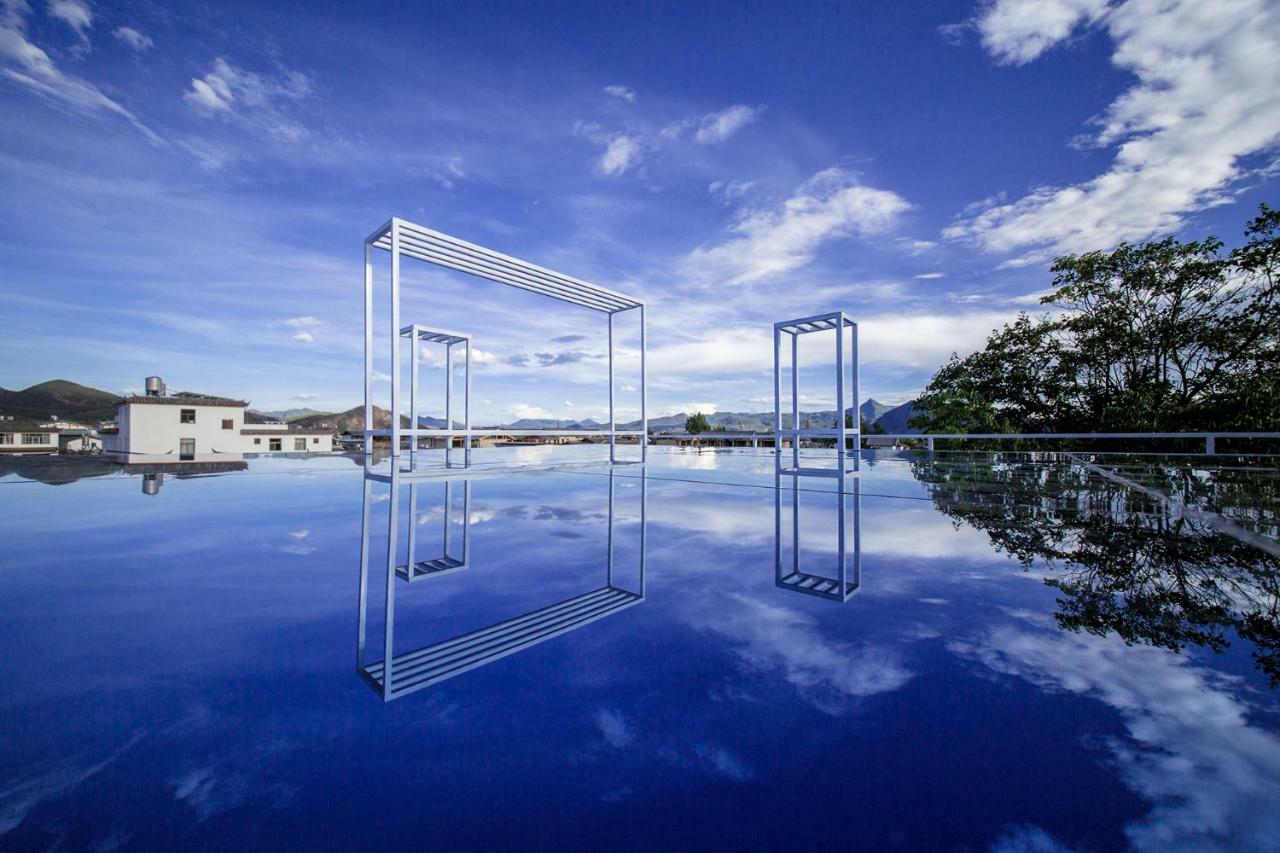 Lijiang Cheriton Hotel Bagian luar foto
