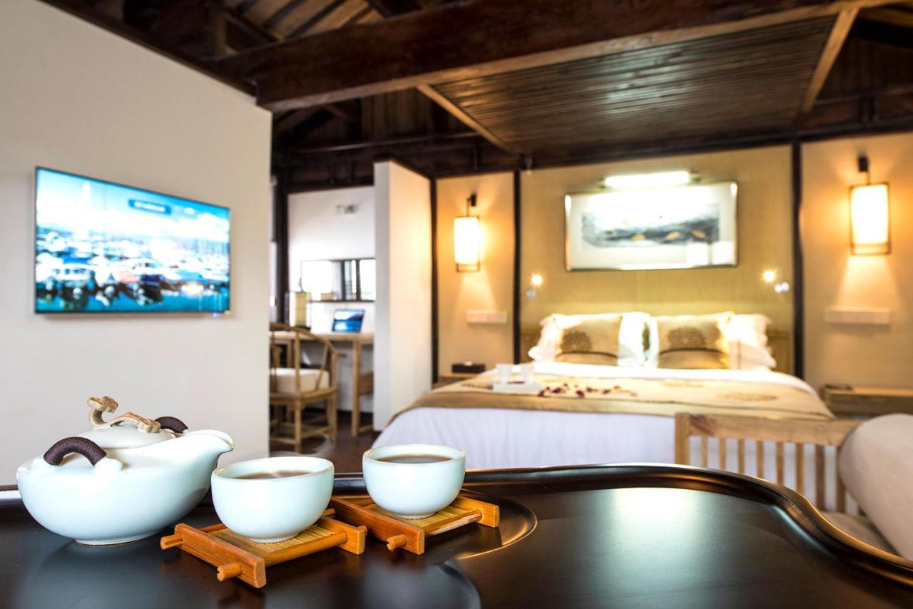 Lijiang Cheriton Hotel Bagian luar foto